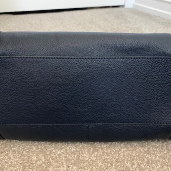 NWOT Brighton Raven Soft Satchel Pebbled Leather Crossbody Bag Heart Charm - Picture 13 of 16